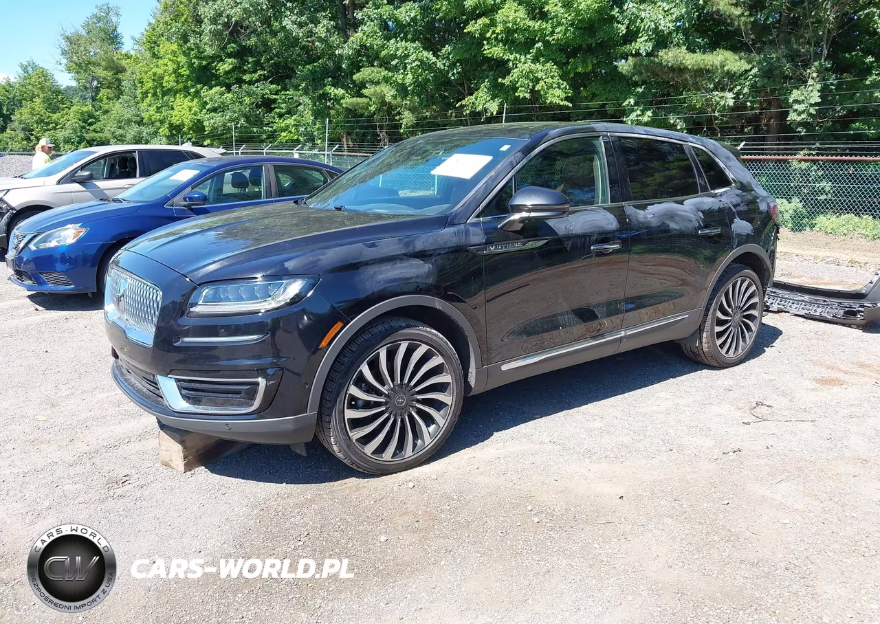 2020 Lincoln Nautilus Black Label VIN:2LMPJ9JP1LBL34889 - 2