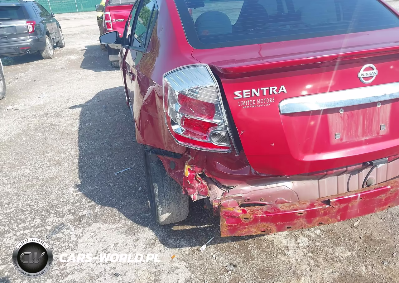 2011 Nissan Sentra 2.0S VIN:3N1AB6AP5BL622826 - 14