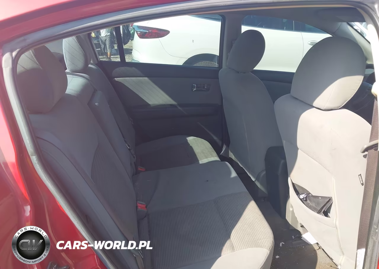 2011 Nissan Sentra 2.0S VIN:3N1AB6AP5BL622826 - 8