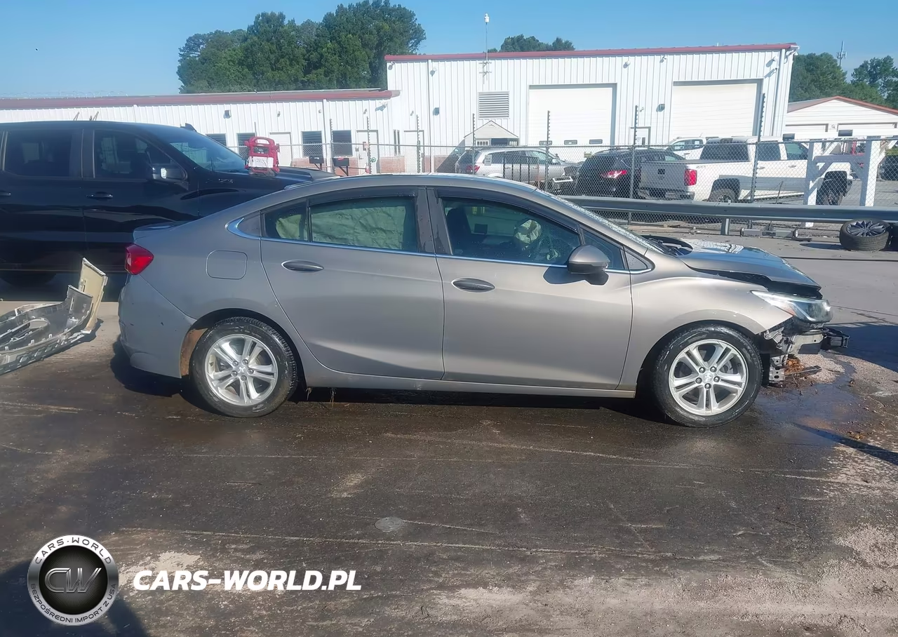 2018 Chevrolet Cruze Lt Auto VIN:1G1BE5SMXJ7128447 - 13