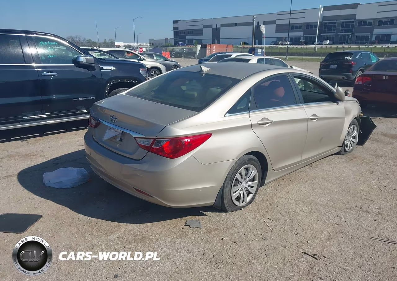 2011 Hyundai Sonata Gls VIN:5NPEB4AC6BH176203 - 4