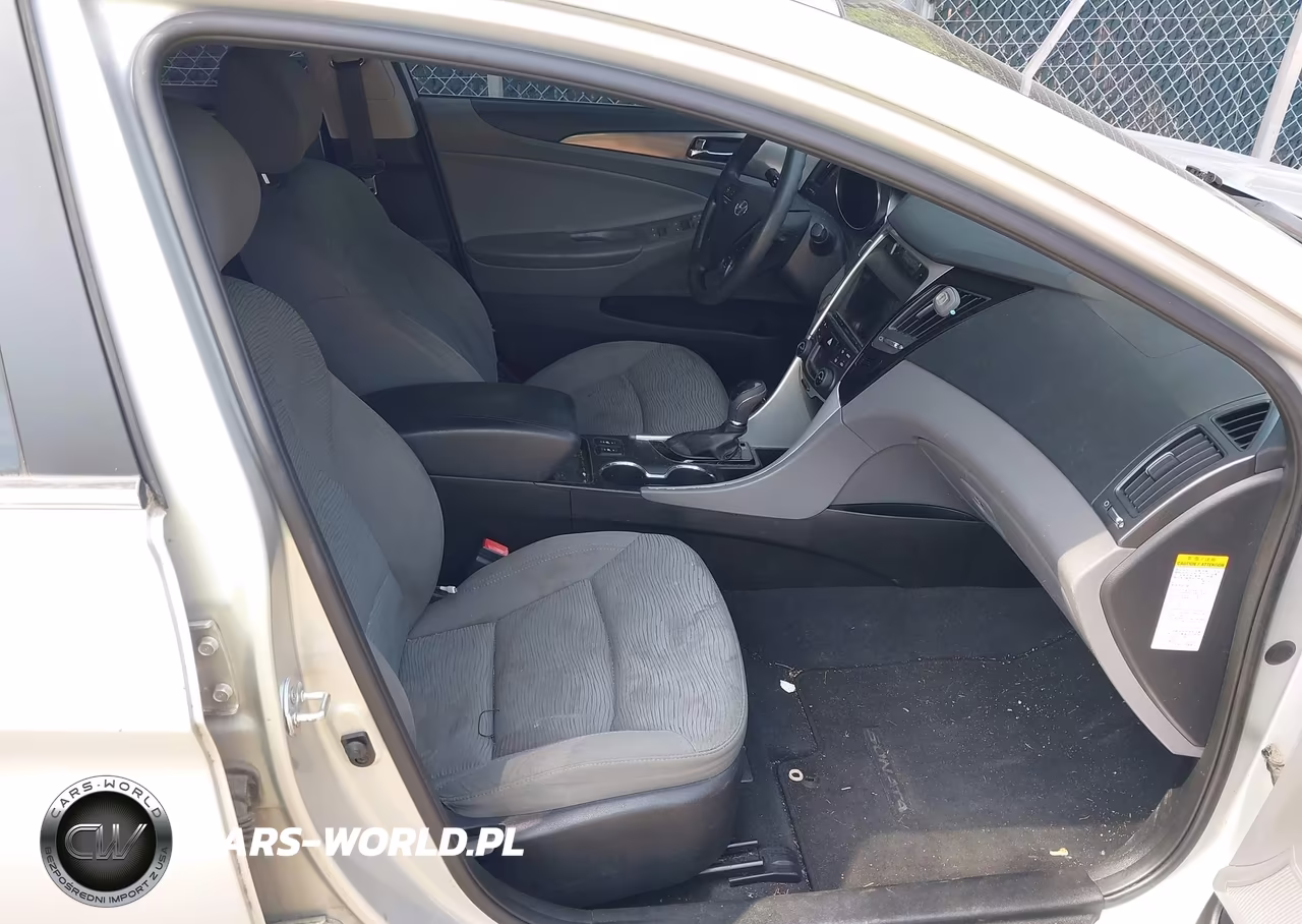 2014 Hyundai Sonata Hybrid VIN:KMHEC4A47EA114533 - 5