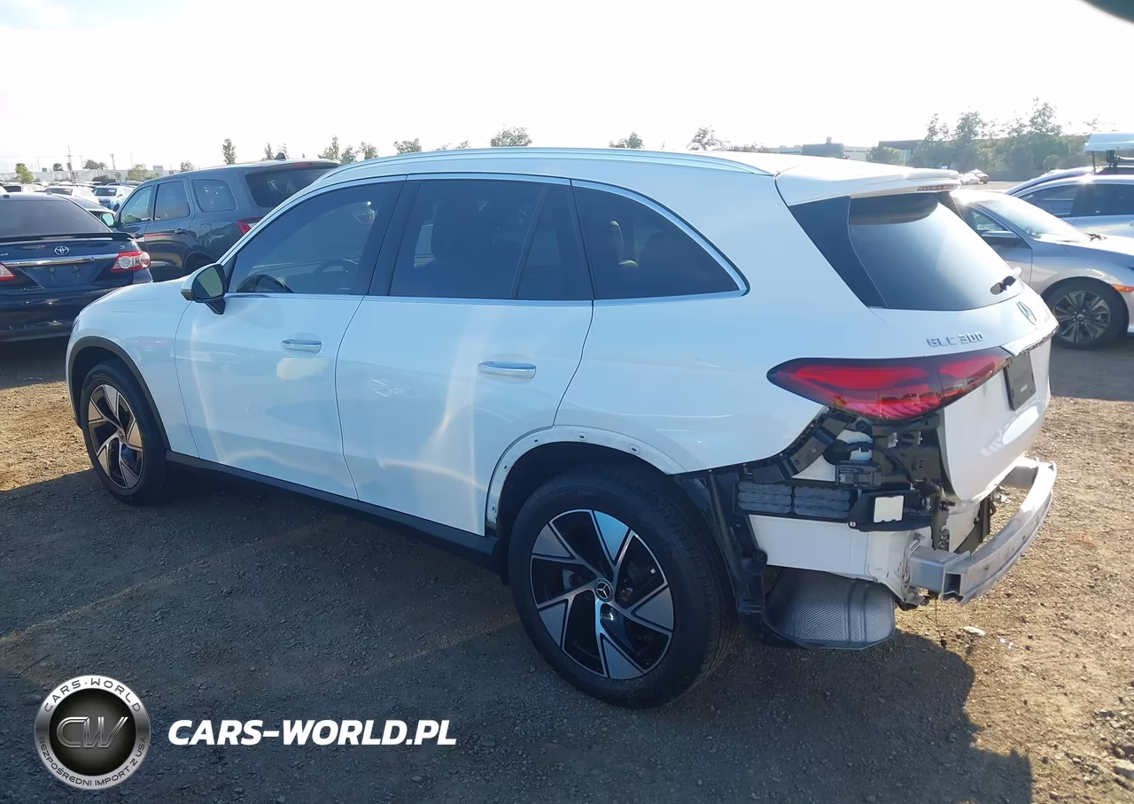 2024 Mercedes-Benz Glc 300 4Matic Suv VIN:W1NKM4HBXRF073521 - 3