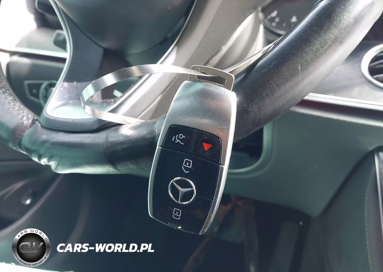 2017 Mercedes-Benz E 300 VIN:WDDZF4JB1HA058871 - 11