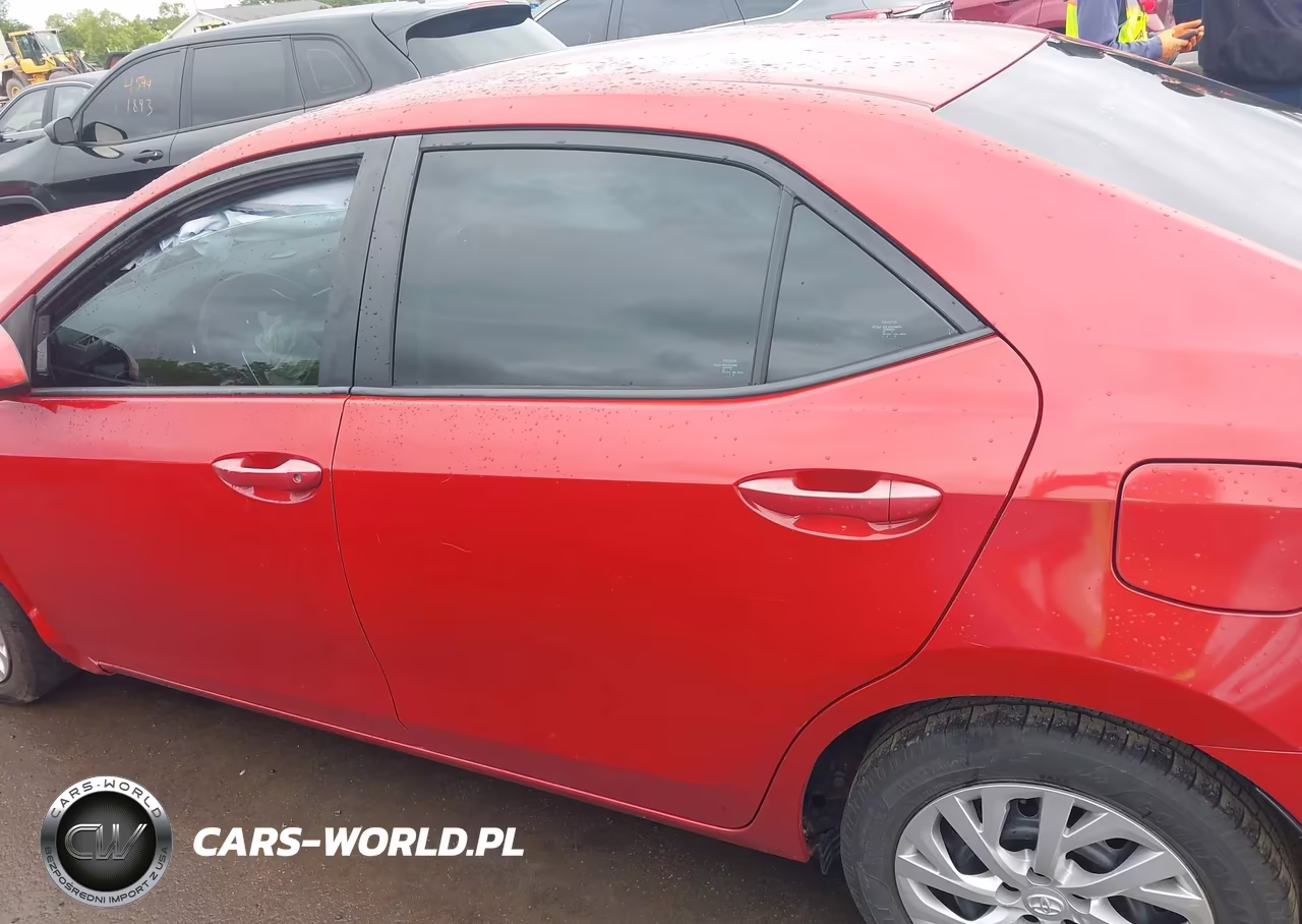 2017 Toyota Corolla Le VIN:5YFBURHE9HP626083 - 14