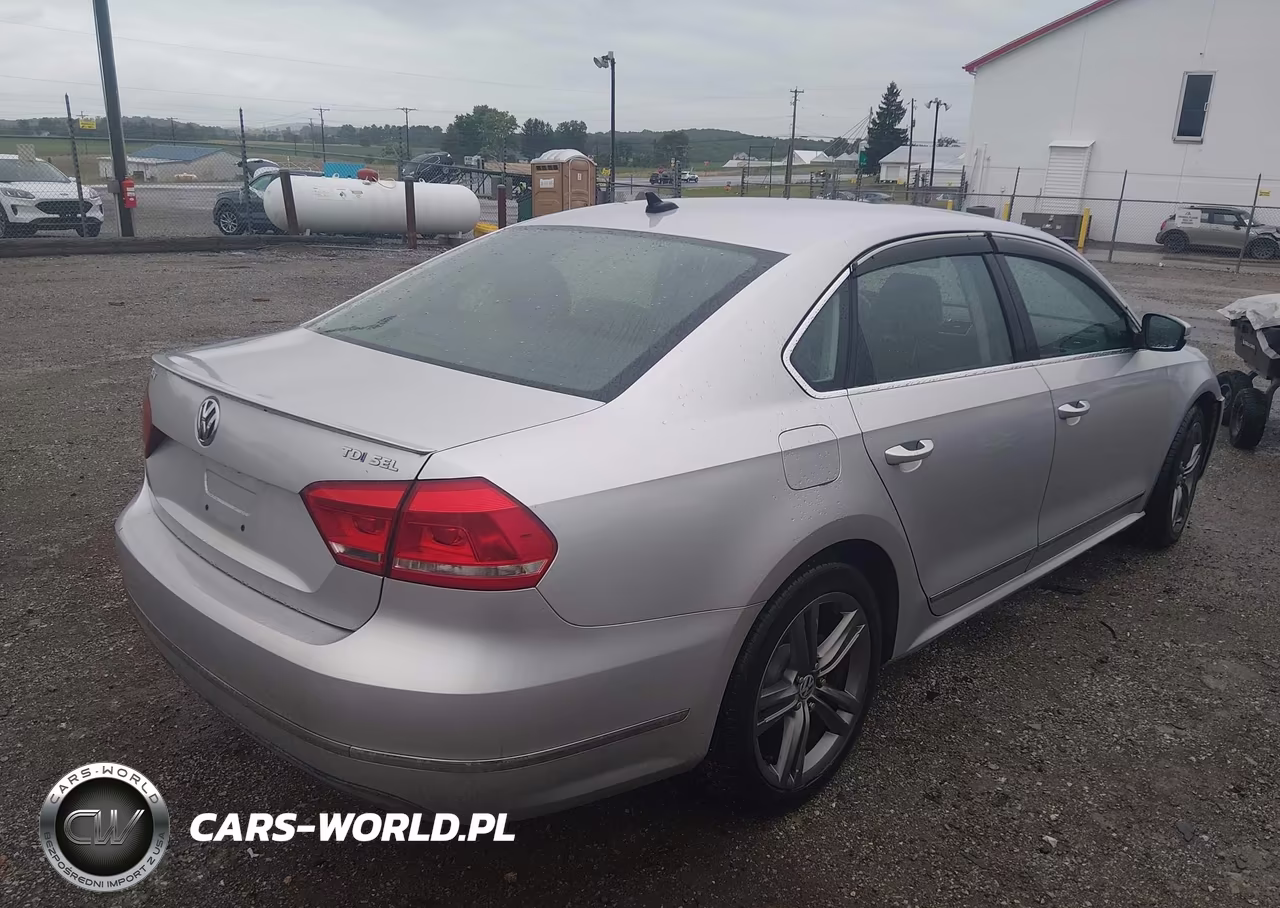 2013 Volkswagen Passat 2.0L Tdi Sel Premium VIN:1VWCN7A31DC097209 - 4