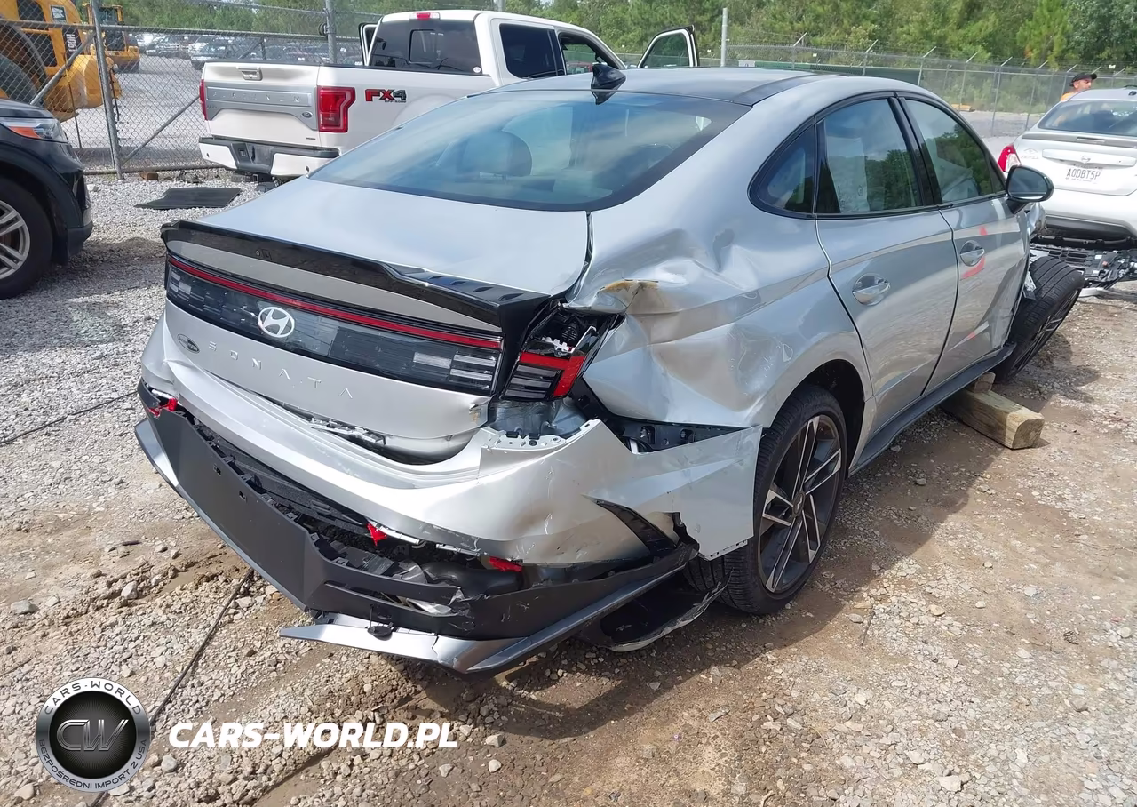 2025 Hyundai Sonata N Line VIN:KMHL54JC8SA522690 - 18