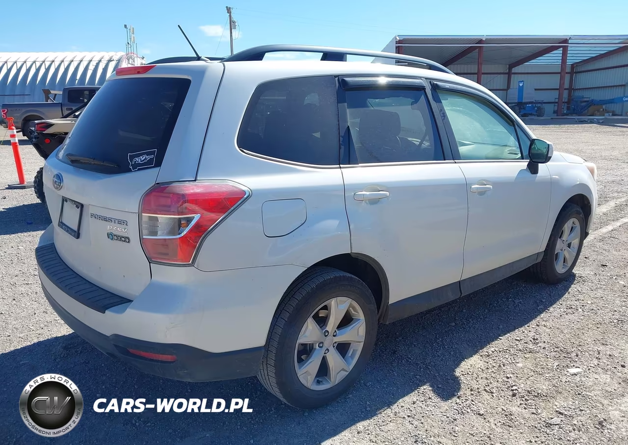 2014 Subaru Forester 2.5I Premium VIN:JF2SJAEC6EH460160 - 4