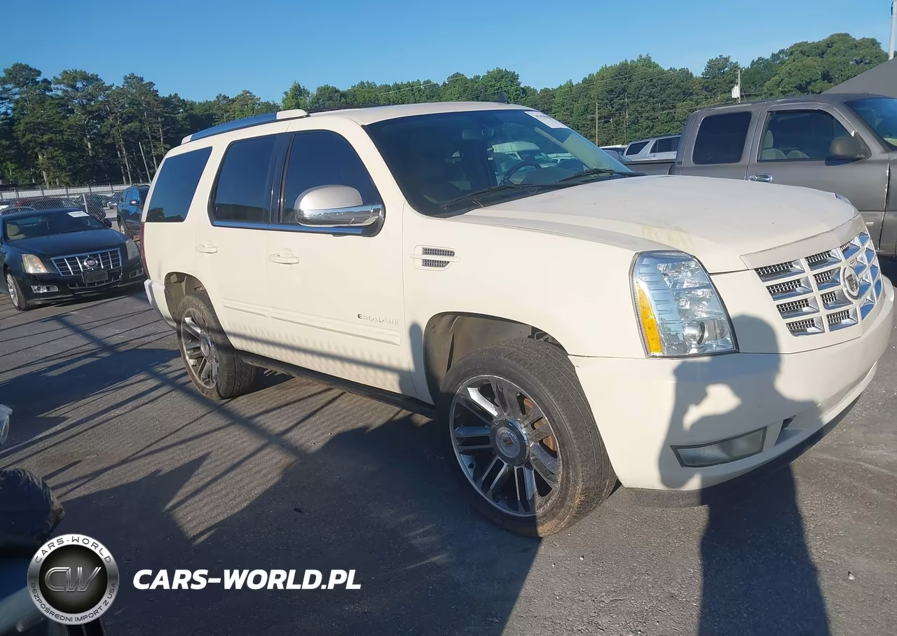 2013 Cadillac Escalade Premium