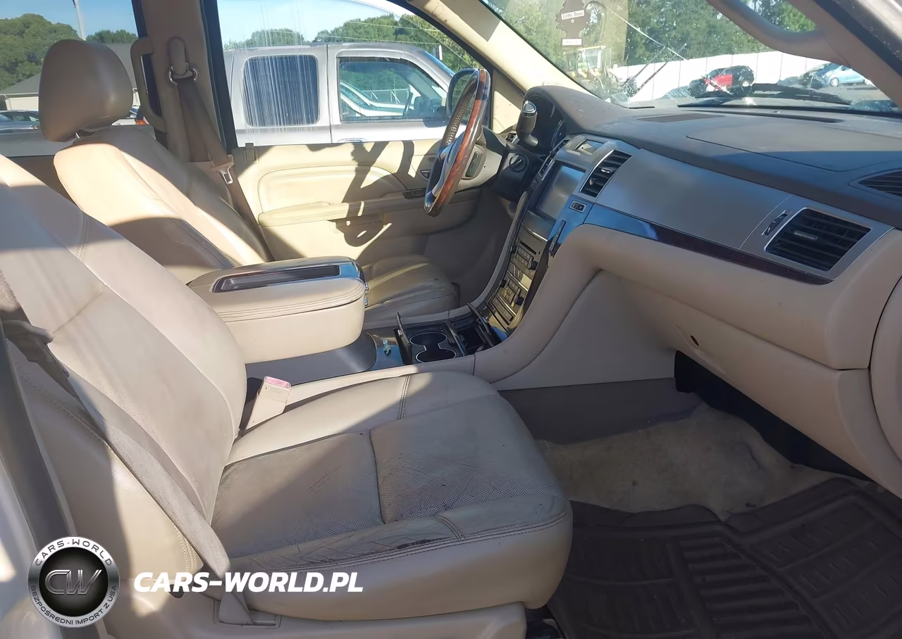 2013 Cadillac Escalade Premium VIN:1GYS3CEF8DR334903 - 5