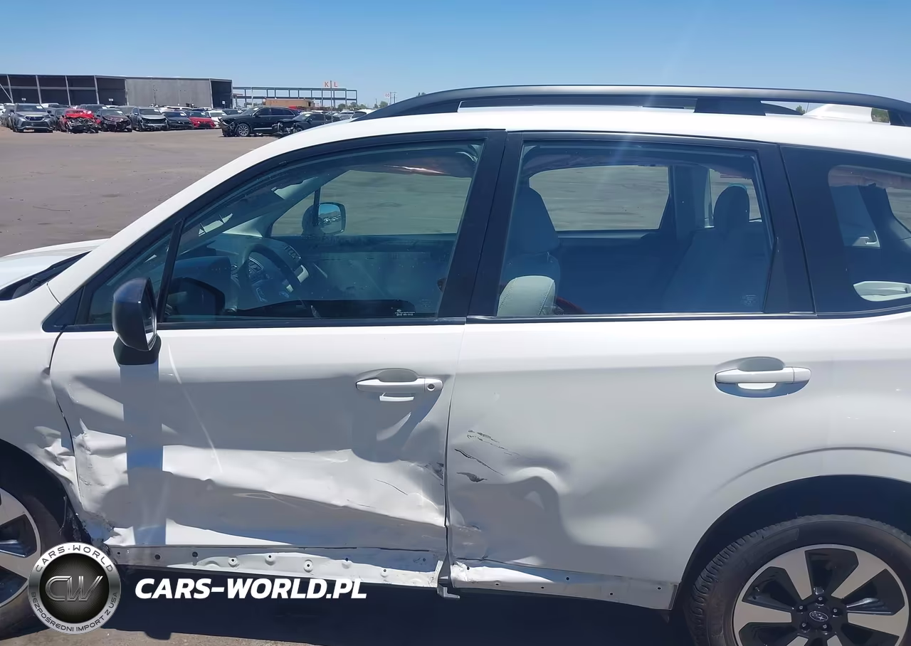 2018 Subaru Forester 2.5I VIN:JF2SJABC7JH604068 - 14