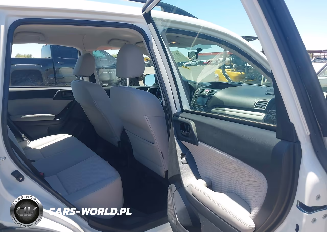 2018 Subaru Forester 2.5I VIN:JF2SJABC7JH604068 - 8