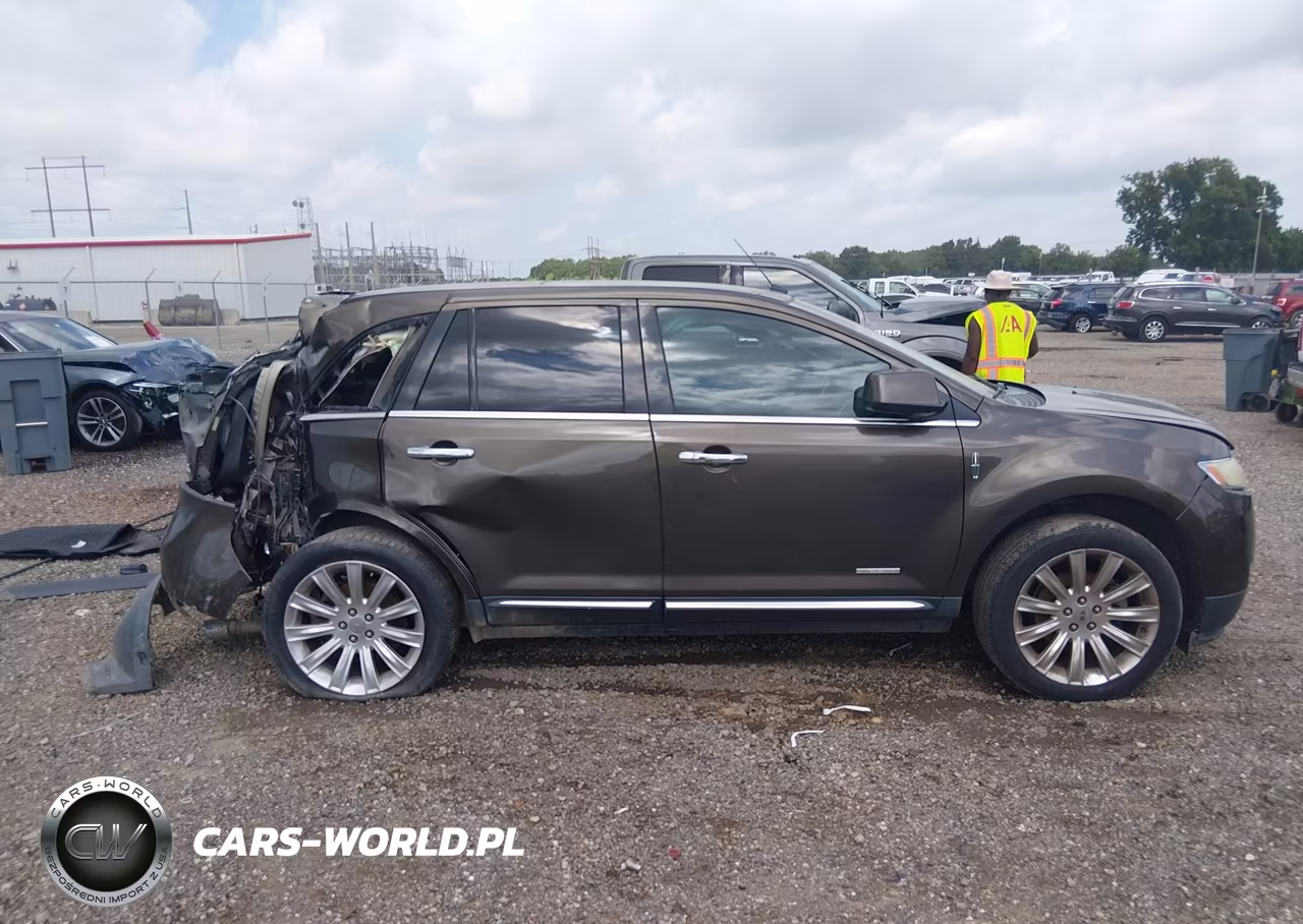 2011 Lincoln Mkx VIN:2LMDJ6JK6BBJ13812 - 14