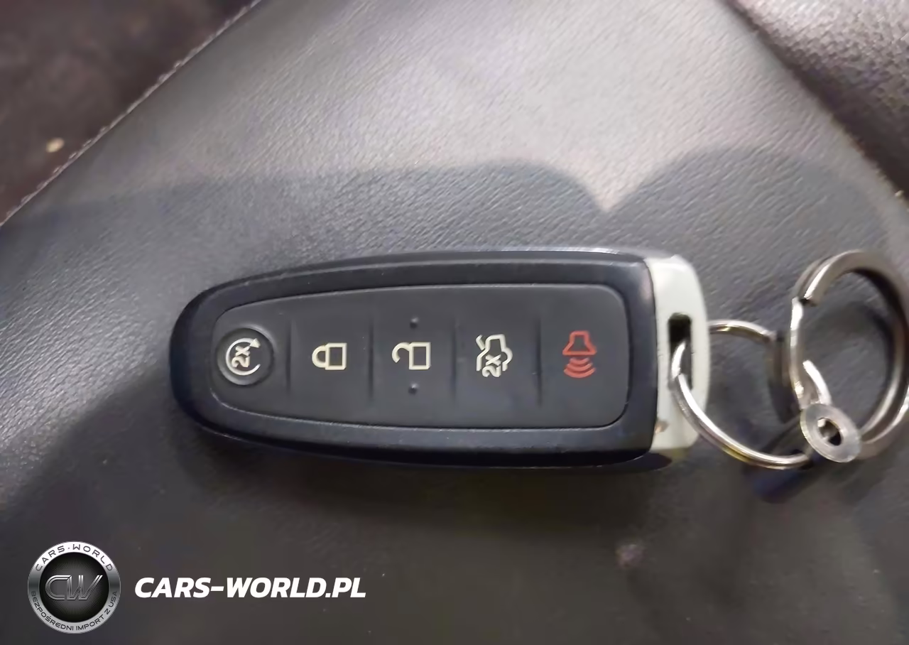 2017 Ford Escape Titanium VIN:1FMCU9JD5HUB23669 - 11