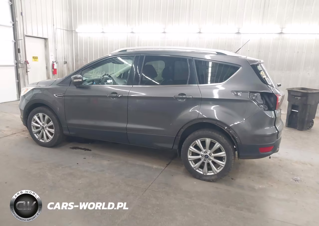 2017 Ford Escape Titanium VIN:1FMCU9JD5HUB23669 - 14