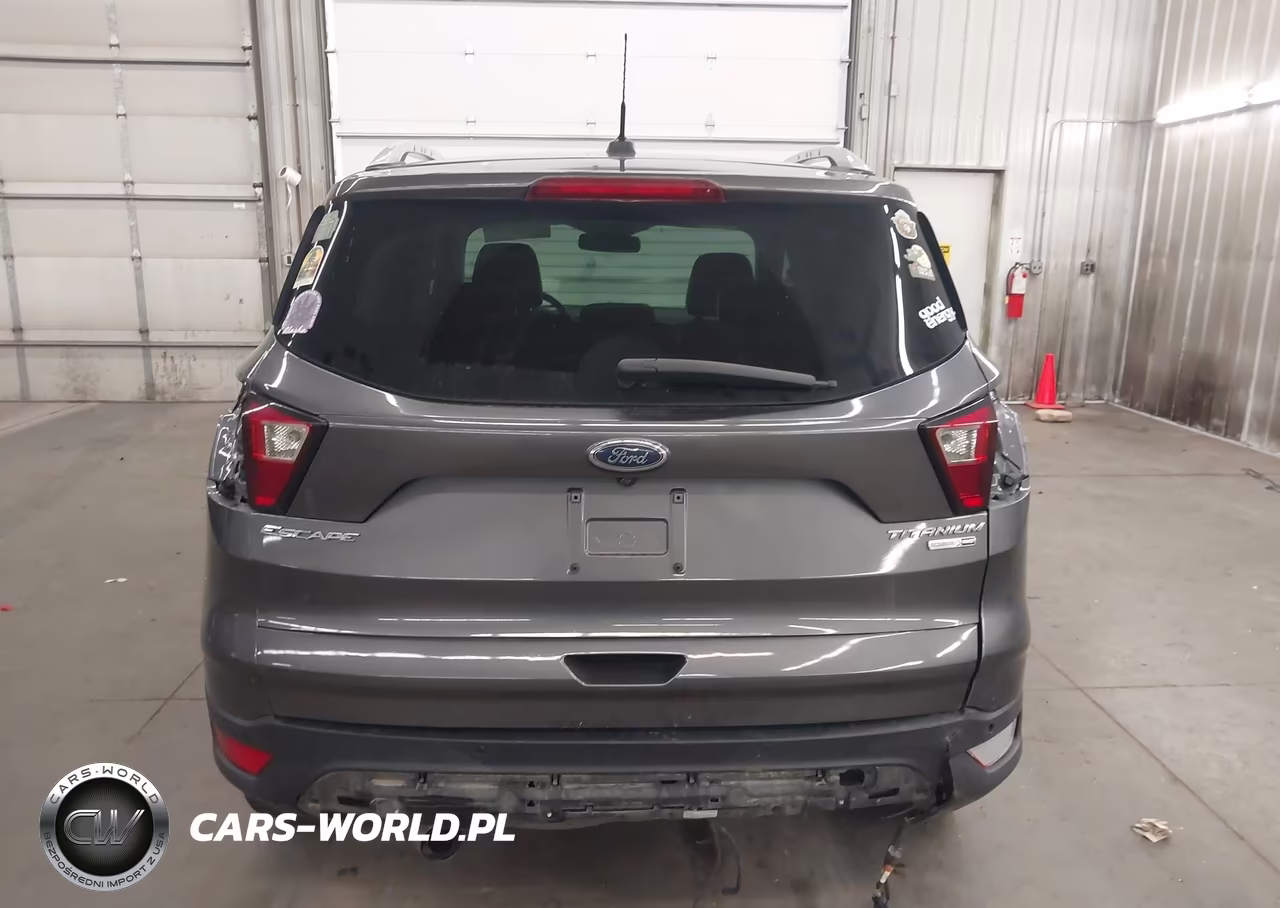 2017 Ford Escape Titanium VIN:1FMCU9JD5HUB23669 - 16