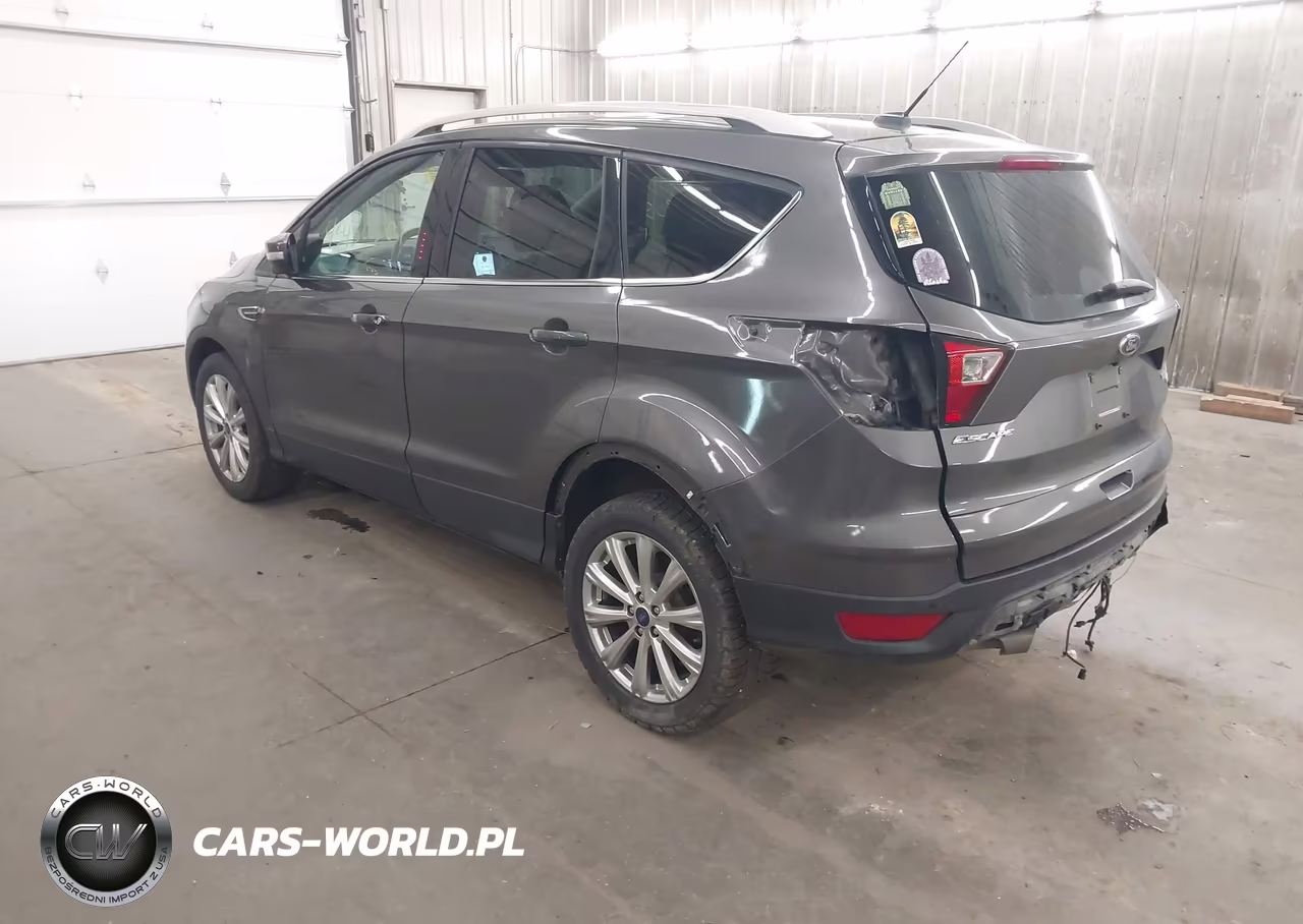 2017 Ford Escape Titanium VIN:1FMCU9JD5HUB23669 - 3
