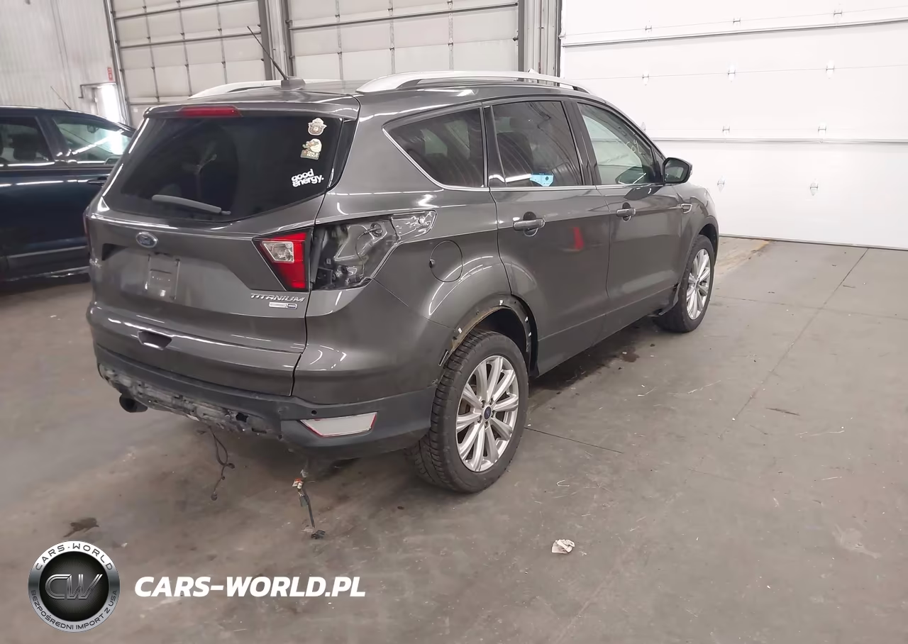 2017 Ford Escape Titanium VIN:1FMCU9JD5HUB23669 - 4