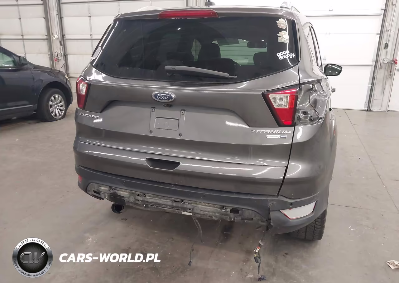 2017 Ford Escape Titanium VIN:1FMCU9JD5HUB23669 - 6