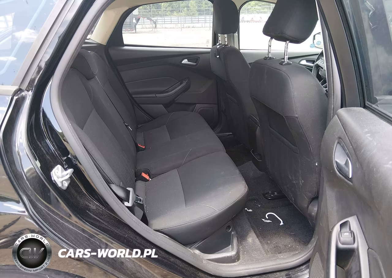 2016 Ford Focus Se VIN:1FADP3K28GL309761 - 8