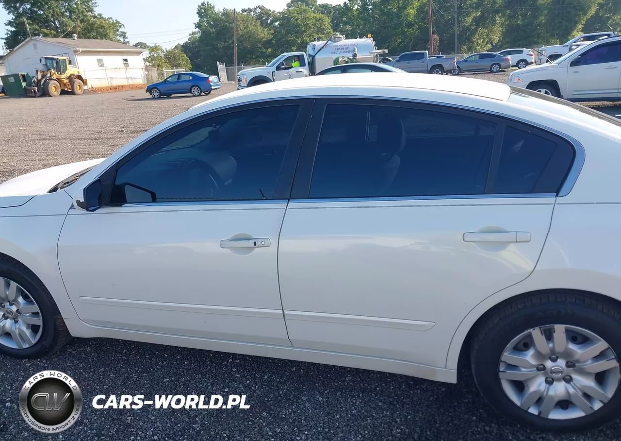 2012 Nissan Altima 2.5 S VIN:1N4AL2APXCC184813 - 14