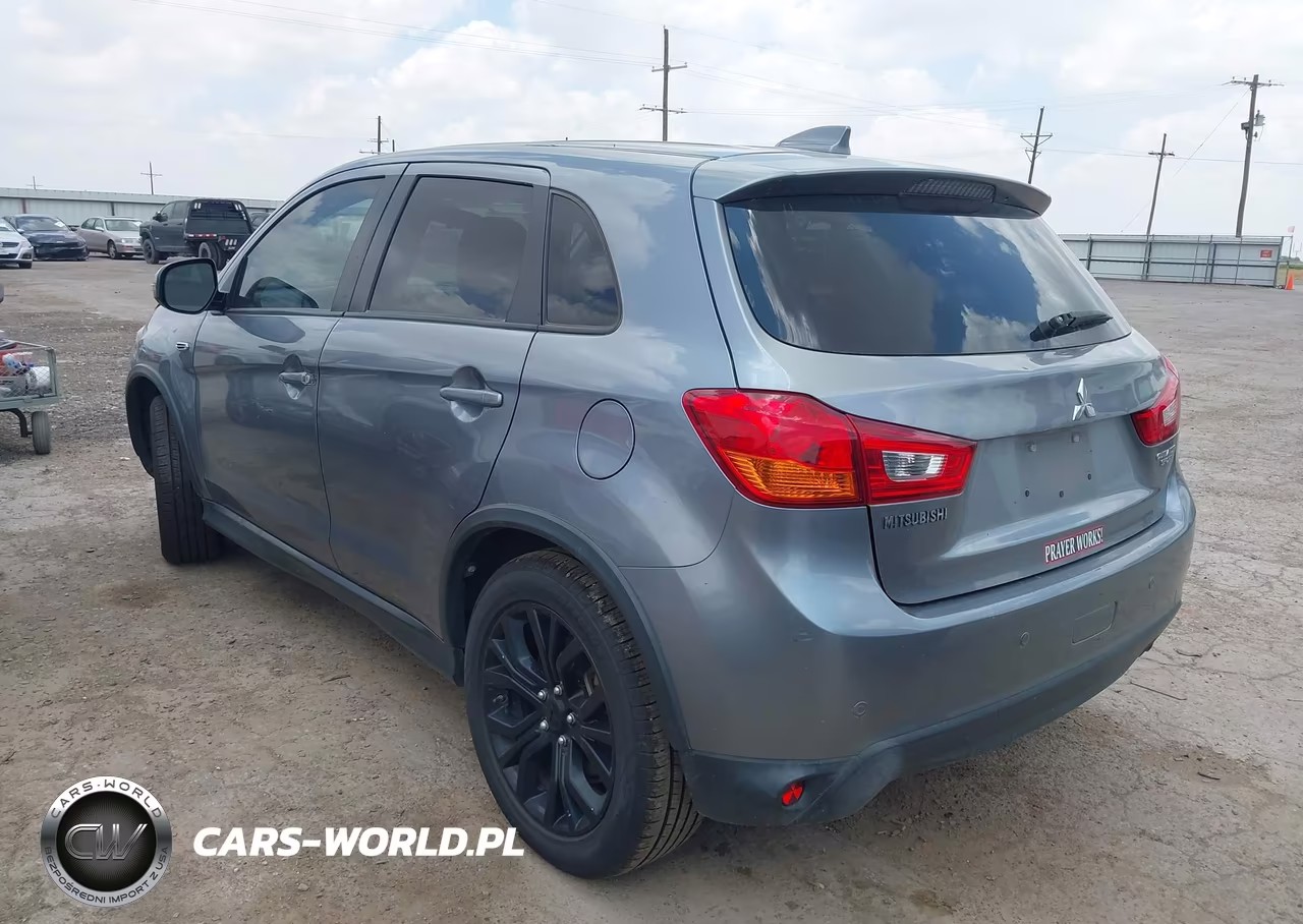 2017 Mitsubishi Outlander Sport 2.0 Le VIN:JA4AR3AU0HZ016813 - 3
