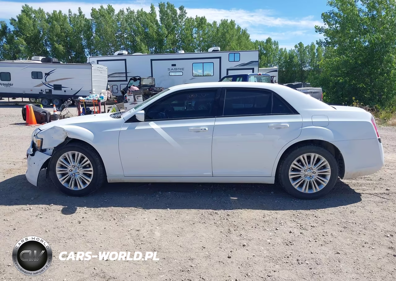 2013 Chrysler 300 Motown VIN:2C3CCARG7DH585594 - 15