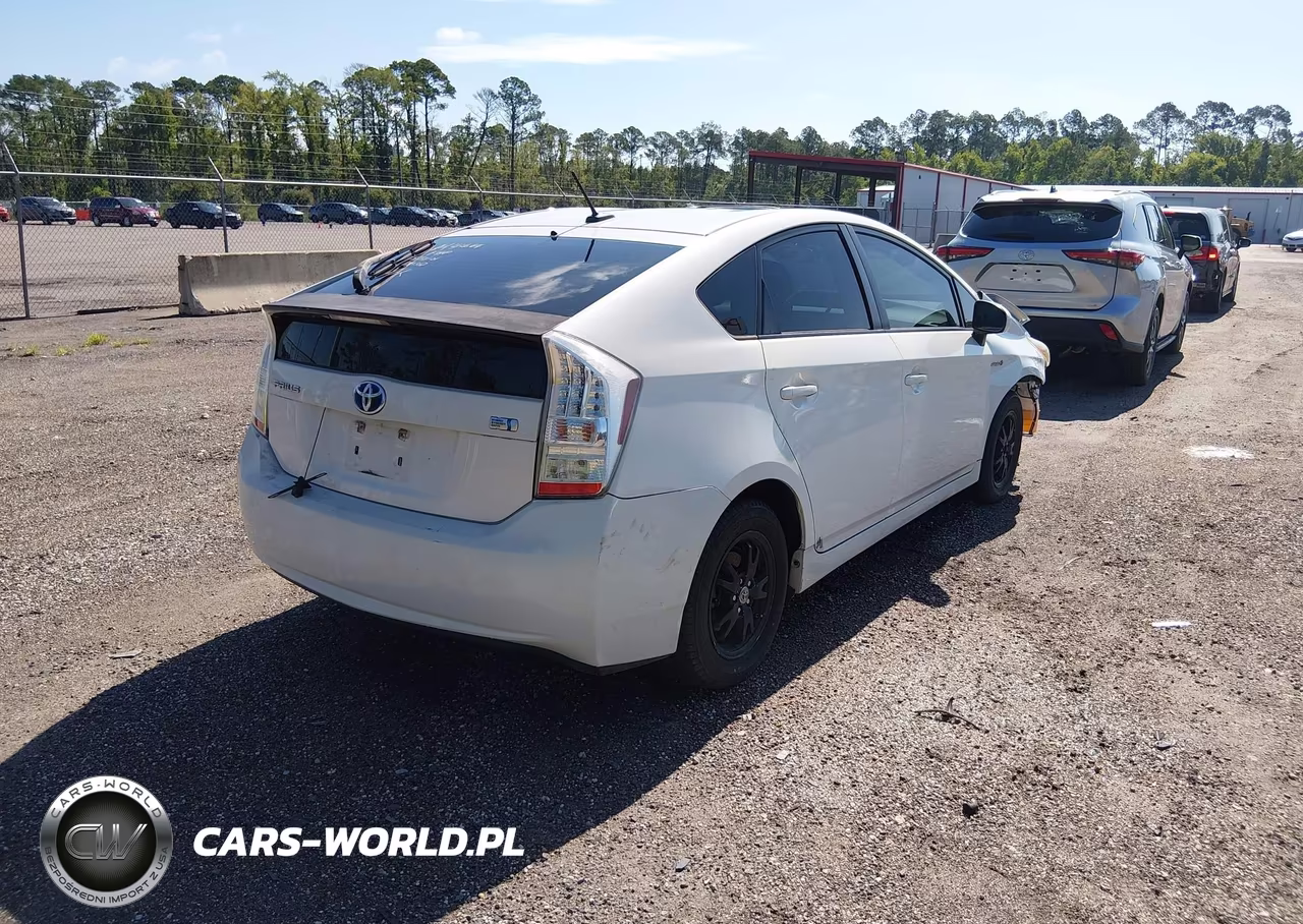 2010 Toyota Prius Ii VIN:JTDKN3DU6A0139317 - 4