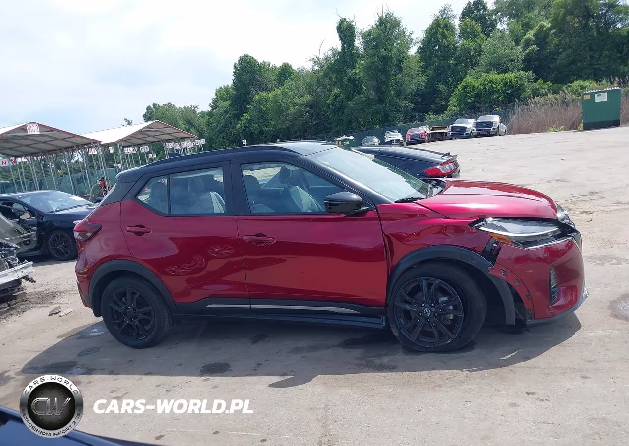 2023 Nissan Kicks Sr VIN:3N1CP5DV5PL552122 - 13
