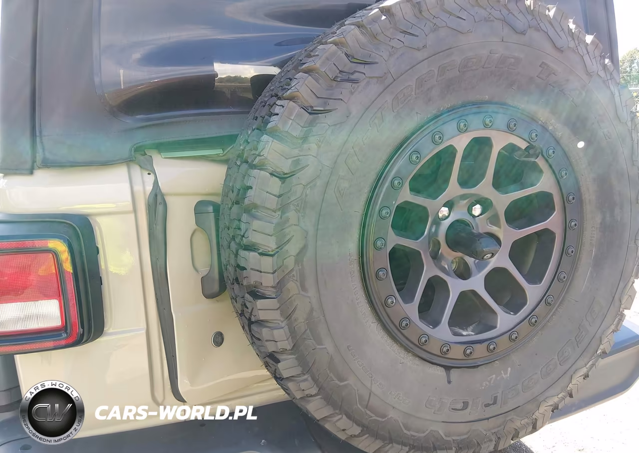 2022 Jeep Wrangler Unlimited Willys Sport 4X4 VIN:1C4HJXDN3NW237603 - 6