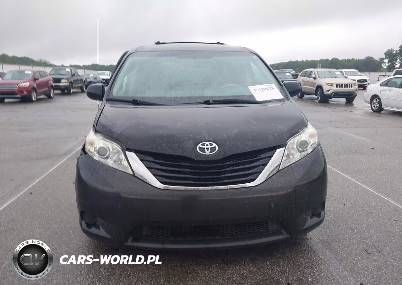 2013 Toyota Sienna Le V6 8 Passenger VIN:5TDKK3DC7DS304924 - 12