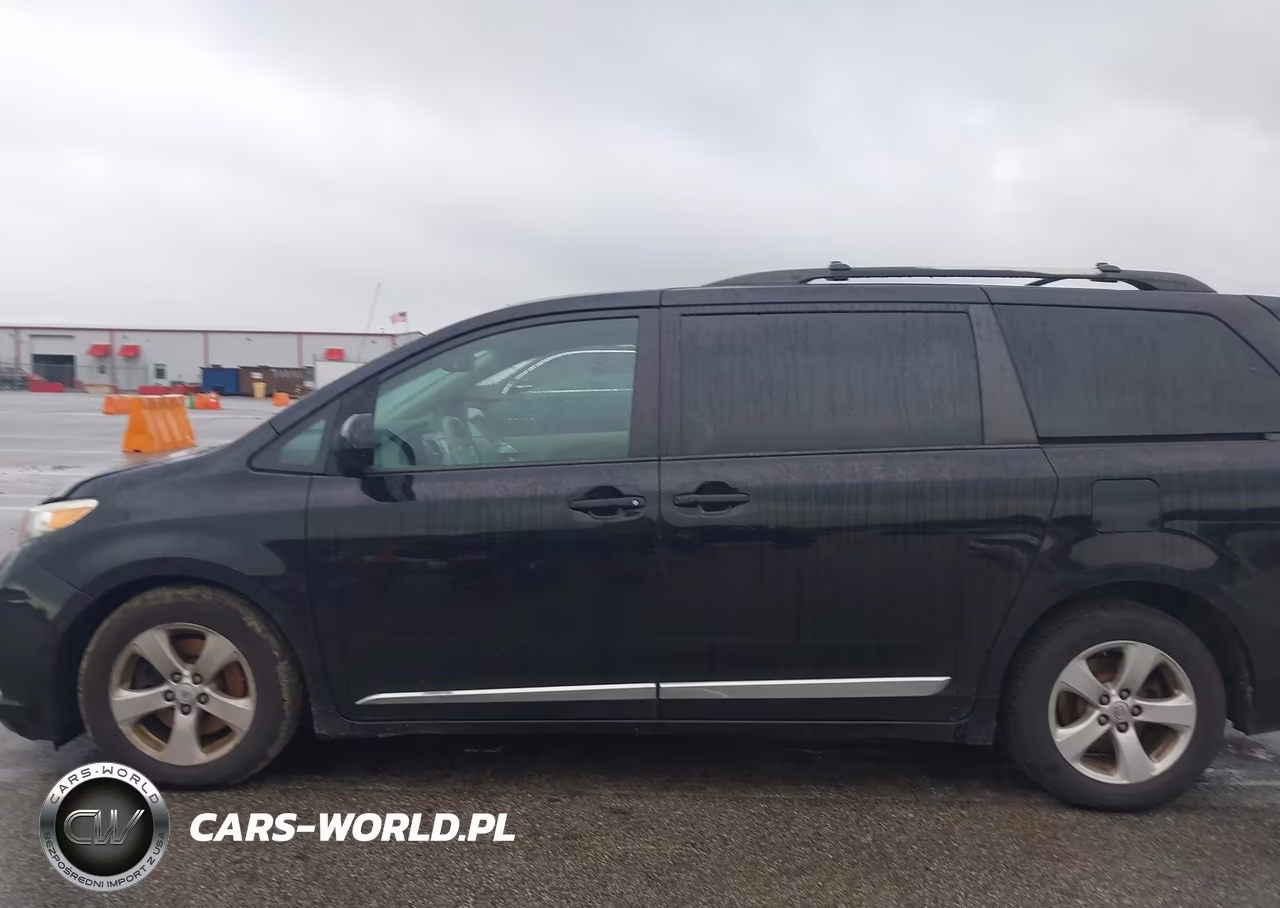 2013 Toyota Sienna Le V6 8 Passenger VIN:5TDKK3DC7DS304924 - 14