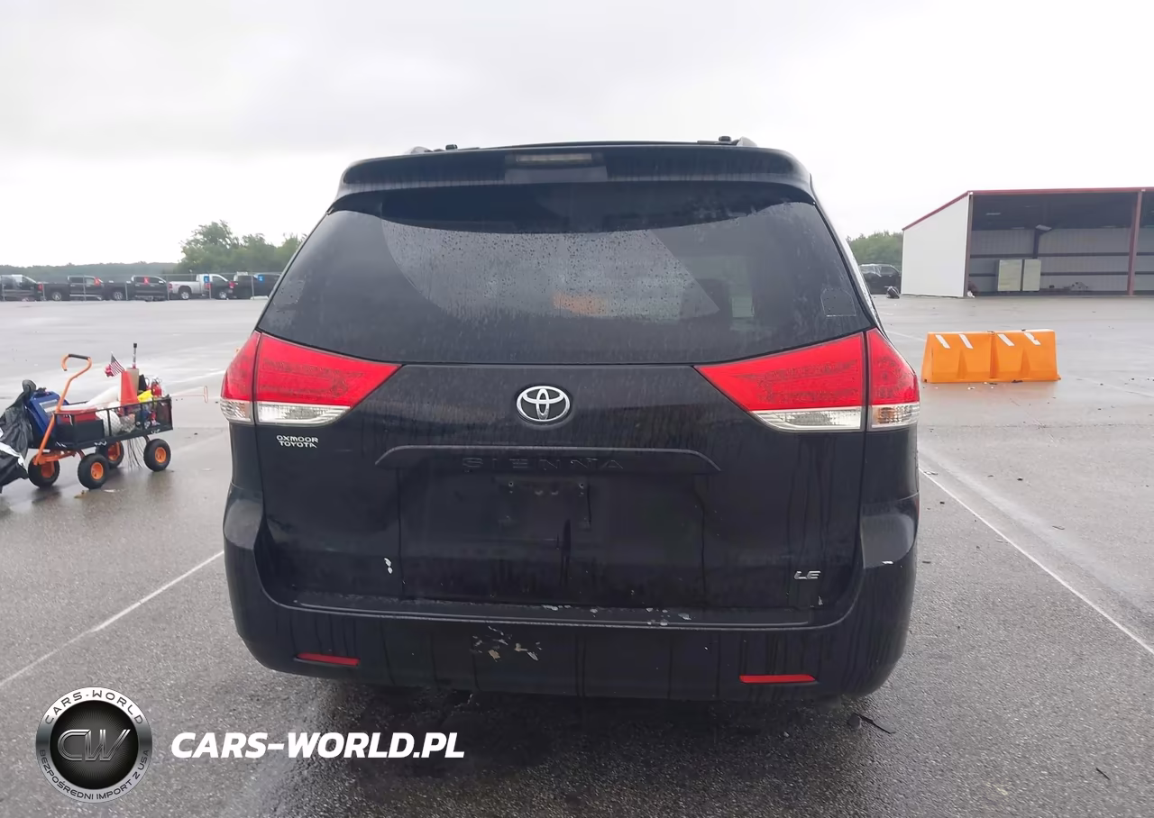 2013 Toyota Sienna Le V6 8 Passenger VIN:5TDKK3DC7DS304924 - 16