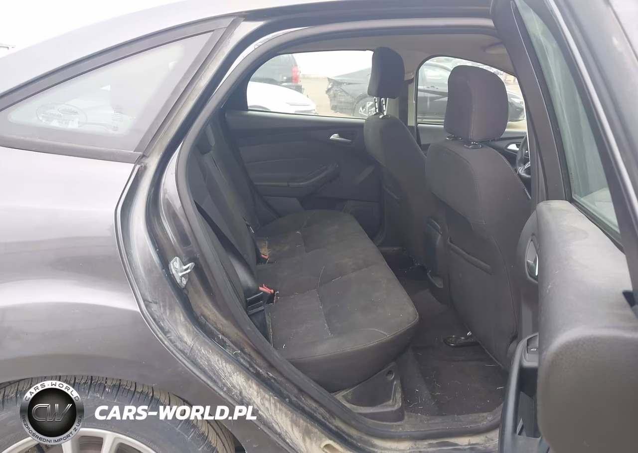 2015 Ford Focus Se VIN:1FADP3F22FL262199 - 8