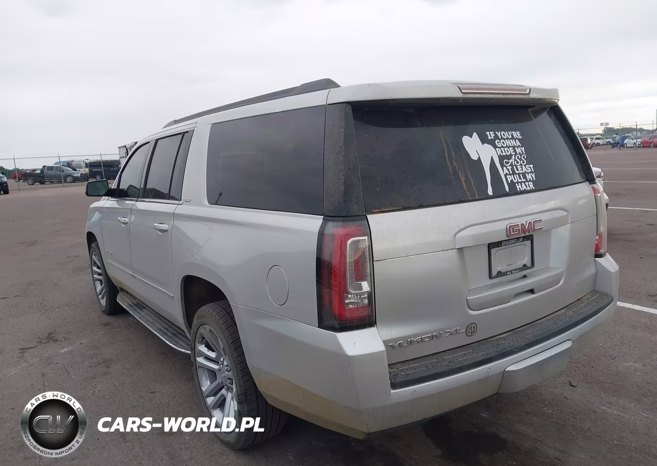 2017 GMC Yukon Xl Slt VIN:1GKS2GKC0HR316657 - 3
