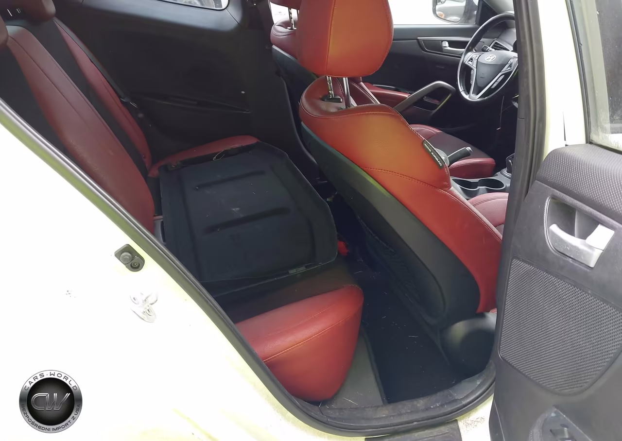 2014 Hyundai Veloster Turbo R-Spec VIN:KMHTC6AE0EU208554 - 8
