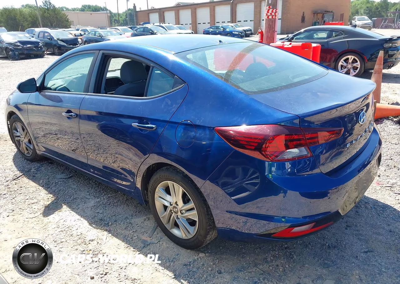 2020 Hyundai Elantra Sel VIN:5NPD84LF2LH535128 - 3