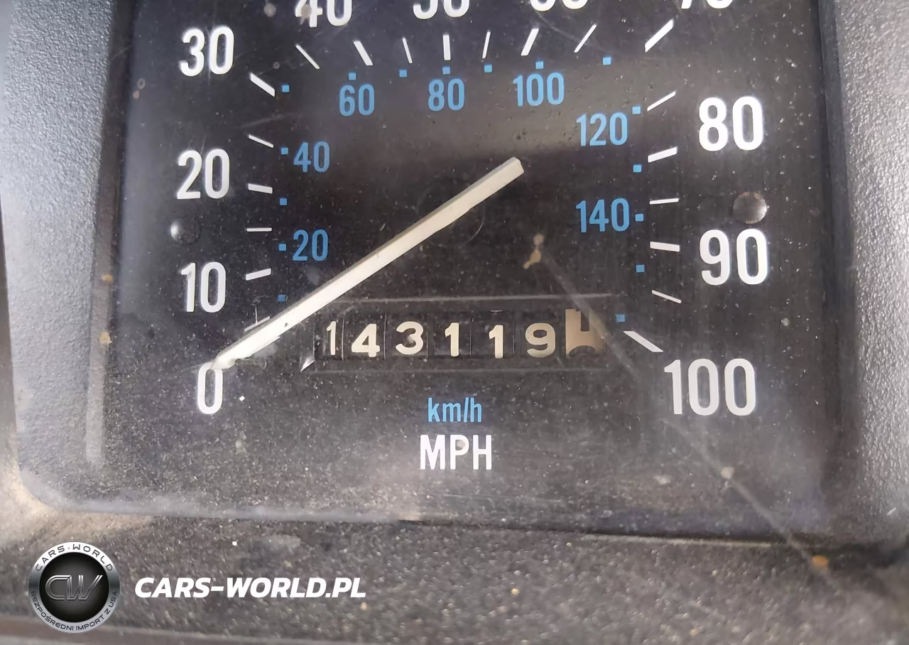 1989 Jeep Grand Wagoneer VIN:1J4GS5875KP100302 - 12