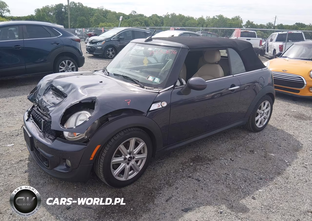 2013 Mini Convertible Cooper S VIN:WMWZP3C59DT551329 - 2