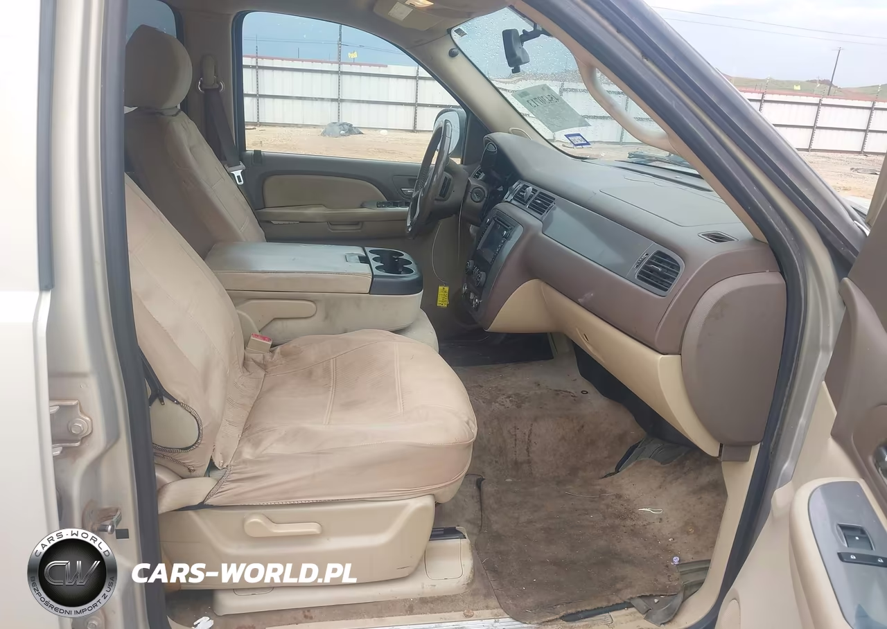 2009 Chevrolet Tahoe Ls VIN:1GNFC13089R136962 - 5