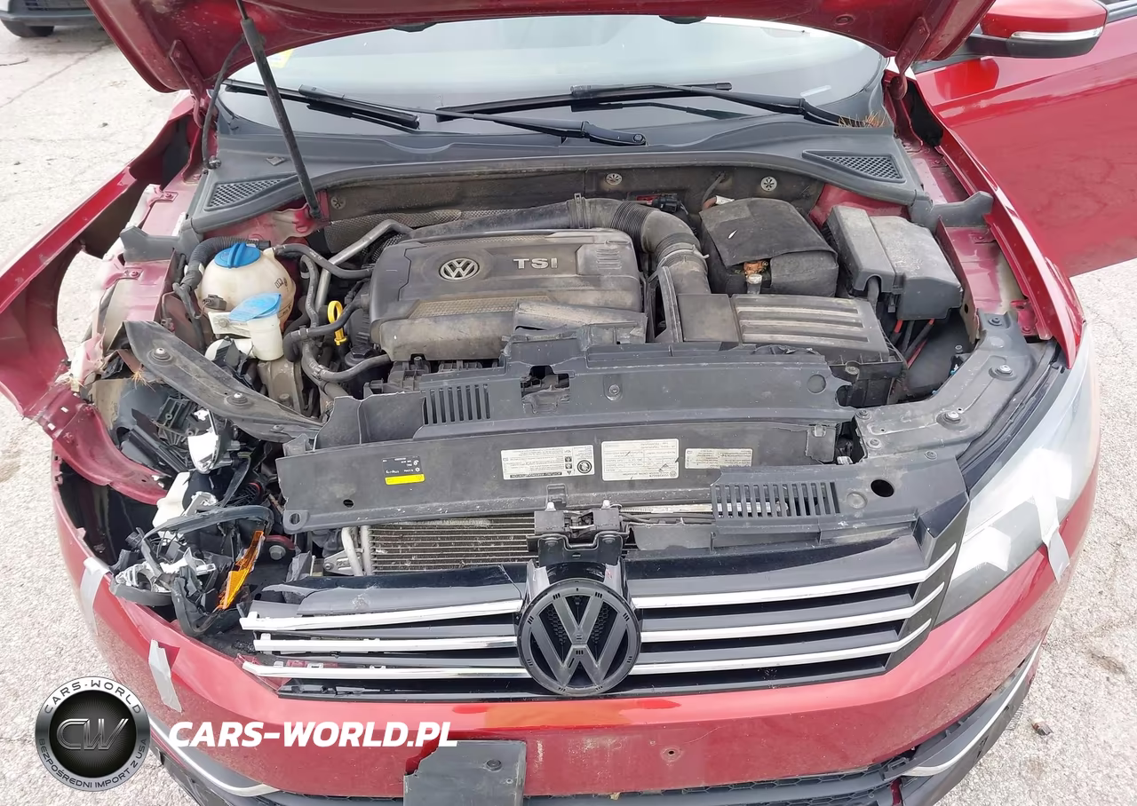 2015 Volkswagen Passat 1.8T Wolfsburg Edition VIN:1VWAT7A38FC042059 - 10