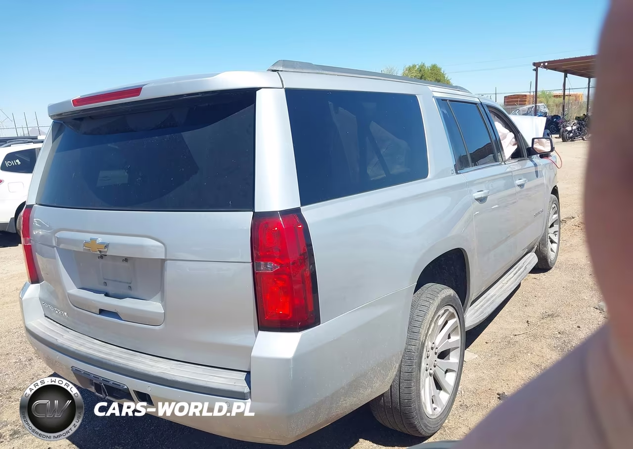 2015 Chevrolet Suburban Lt VIN:1GNSCJKC0FR306642 - 4