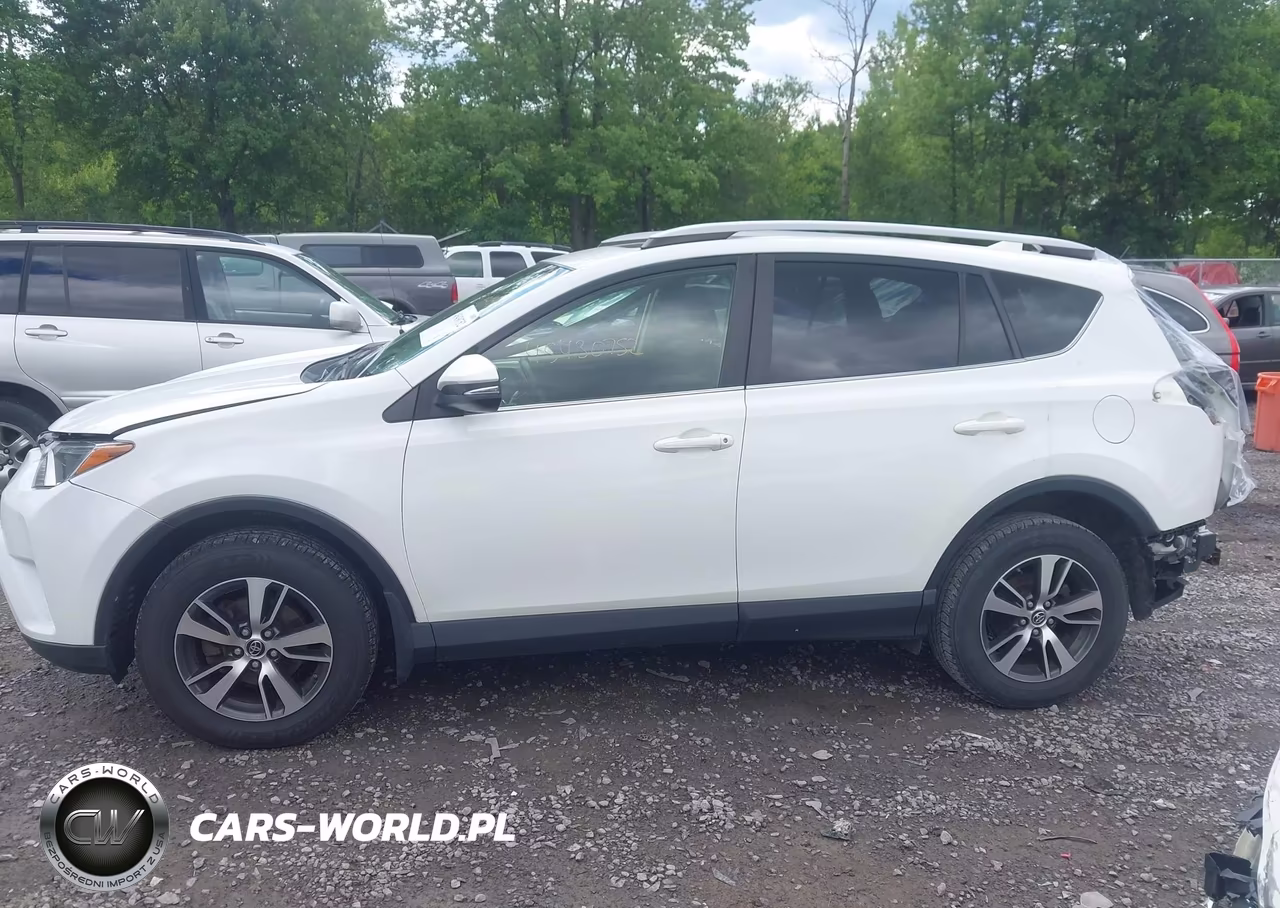 2018 Toyota Rav4 Xle VIN:JTMRFREV9JJ720553 - 14