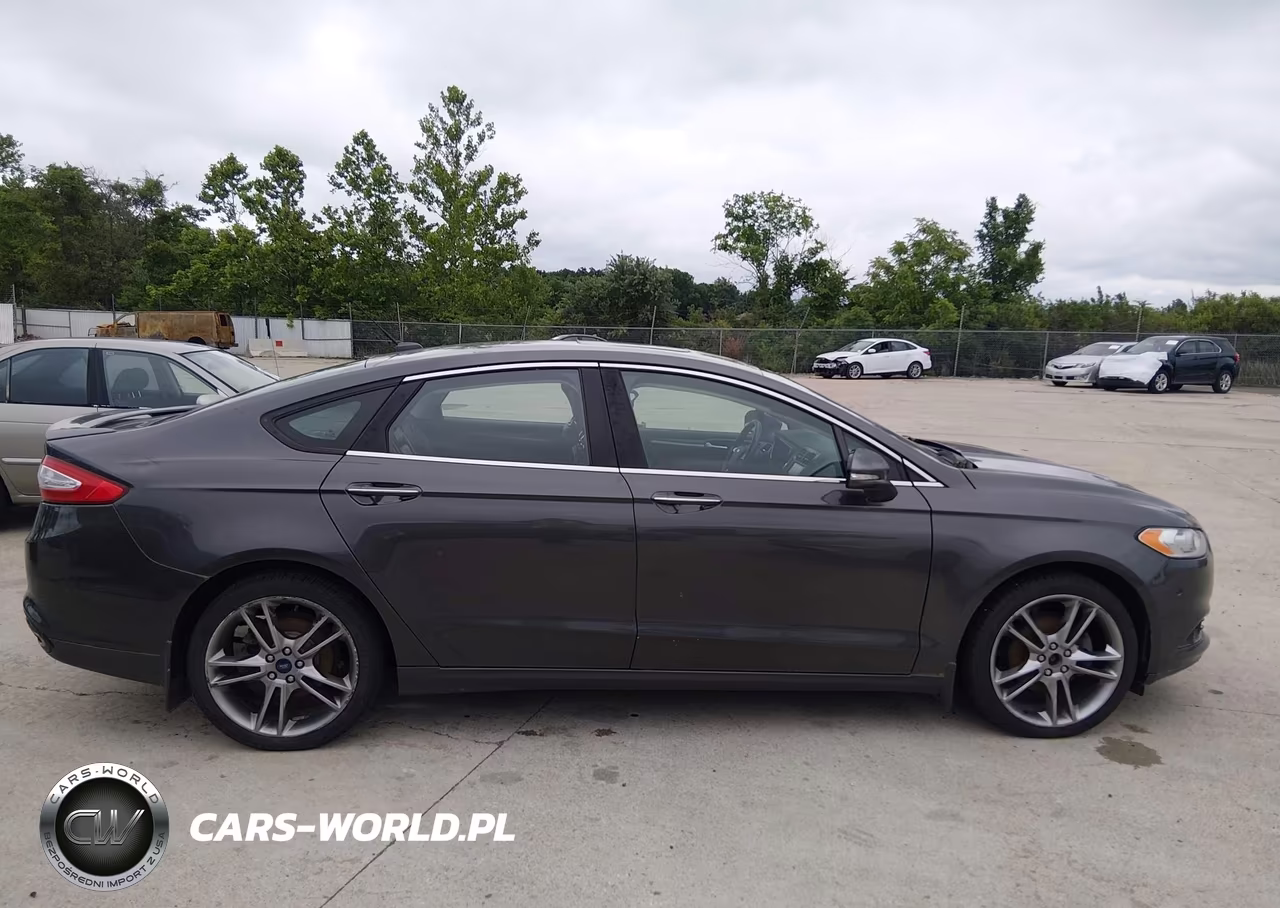 2015 Ford Fusion Titanium VIN:3FA6P0D93F4126382 - 13