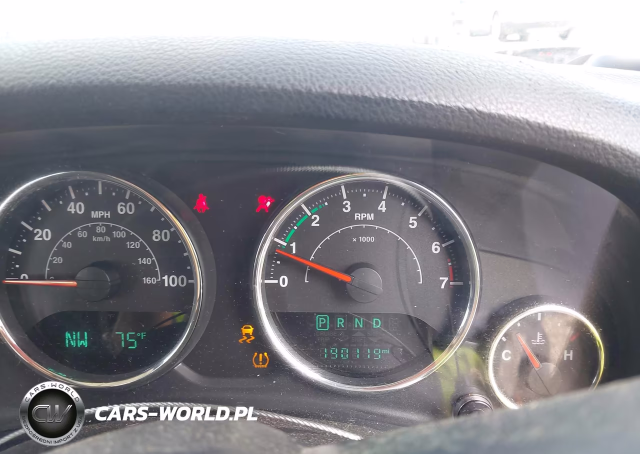 2015 Jeep Wrangler Unlimited Sport Rhd VIN:1C4BJWKG5FL652106 - 7