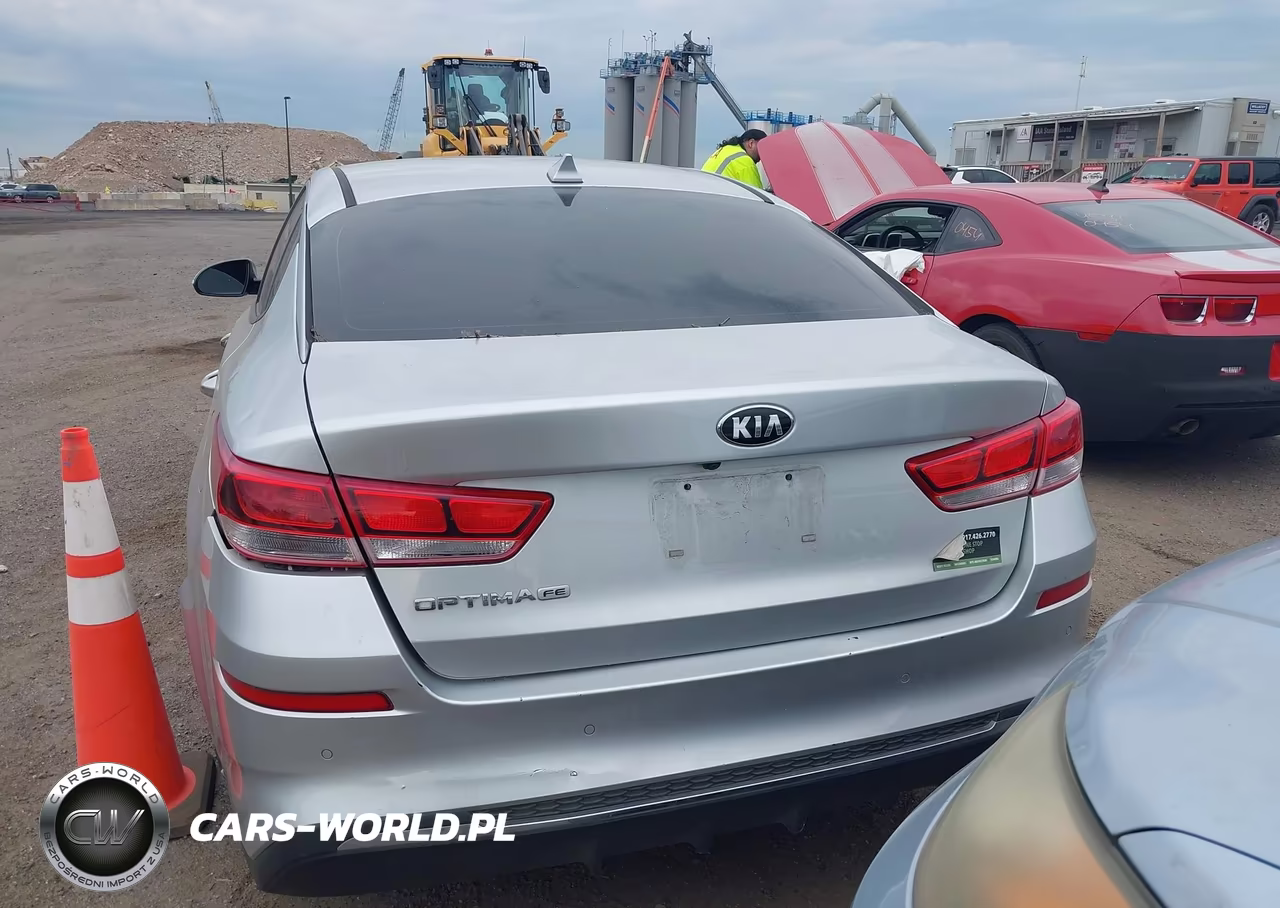 2019 Kia Optima Lx VIN:5XXGT4L38KG297233 - 16