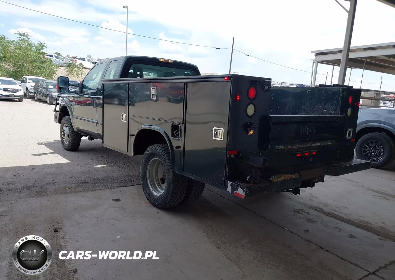 2013 Ford F-350 Chassis Lariat-Xl-Xlt VIN:1FD8X3H60DEB79847 - 3