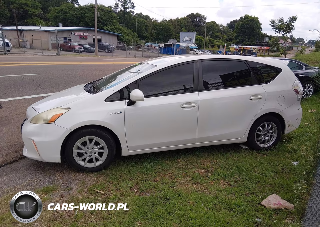 2012 Toyota Prius V Three VIN:JTDZN3EU9C3149919 - 3