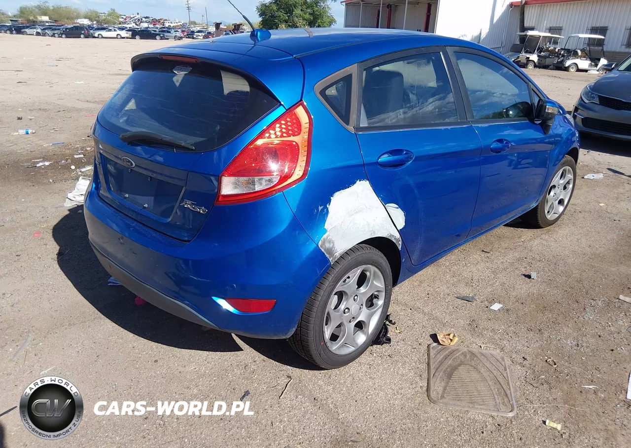 2011 Ford Fiesta Ses VIN:3FADP4FJ4BM167875 - 4