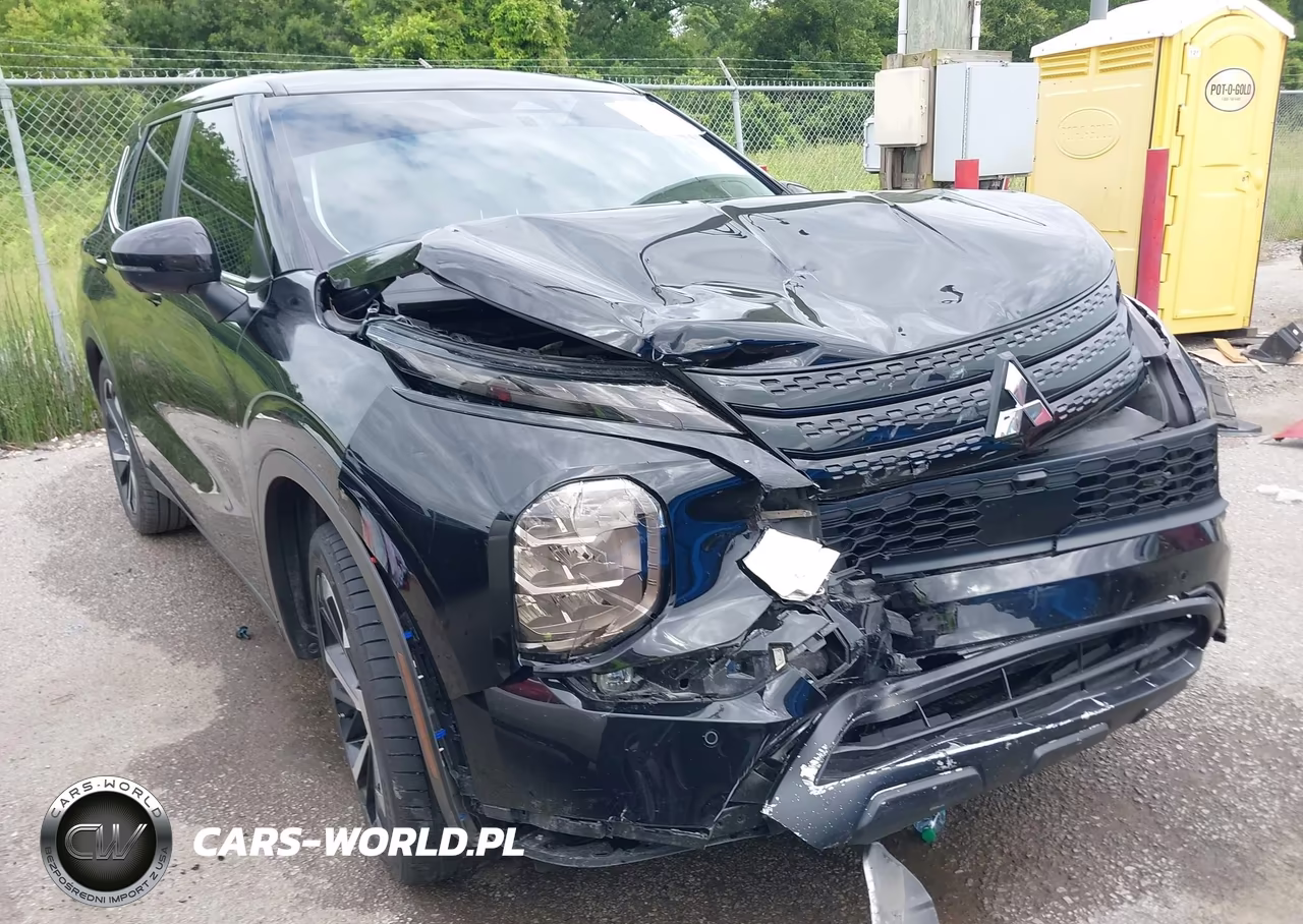 2024 Mitsubishi Outlander Se 2.5 2Wd-Se Black Edition S-Awc-Se Black Edition W-Pano Roof S-Awc – zdjęcie 1 z 16